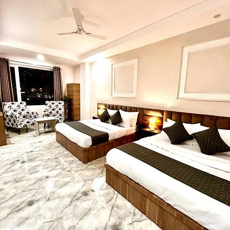 Hotel Laa Meridian - Heart Of Haridwar Exterior photo